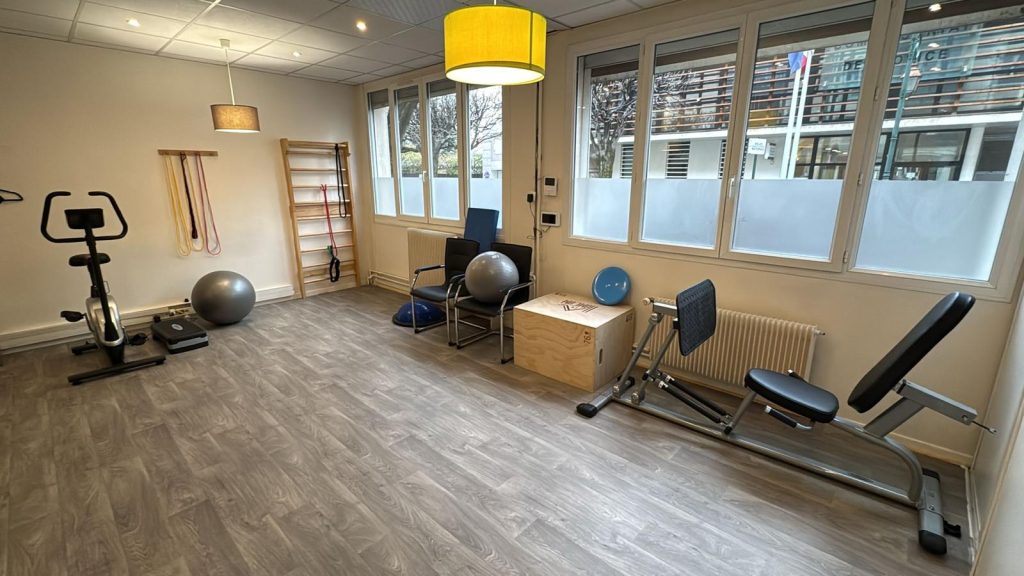 Gymnase - Body House Kiné de La Garenne-Colombes - centre de kinésithérapie - 14 Av. de Charlebourg, 92250 La Garenne-Colombes, France - 4